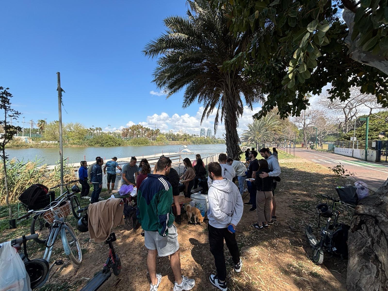 Picnic de La Casa junto al río Yarkon